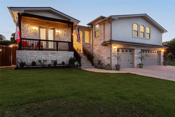 1-4929780-coldwellbanker-houseplan-may22-min.webp.webp