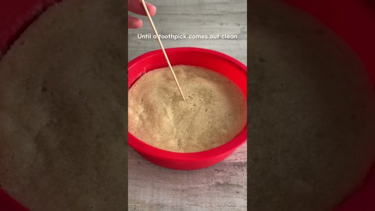 Microwave Vanilla cake with no eggs!