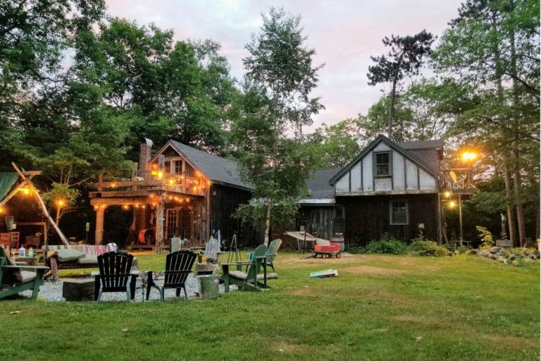 Backyard Lighting Ideas to Make Every Night a Special Occasion