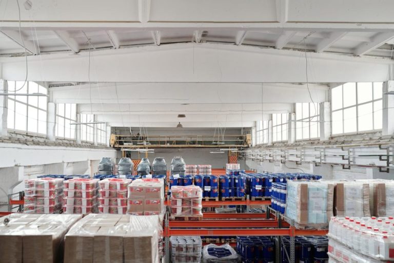 Should Your B2C eCommerce Business Enter the B2B Market?