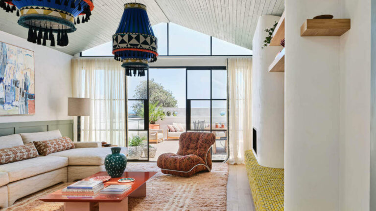 A bold beachside blend