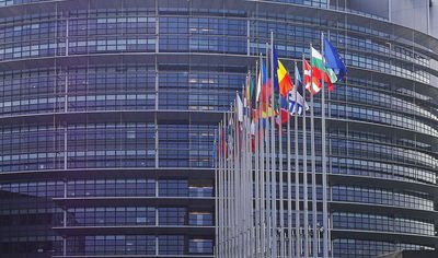 Apple Will Delay Bringing New Features to Users in the EU
