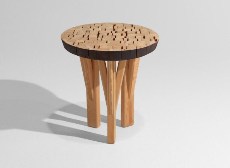 Tables That Support Women After Incarceration