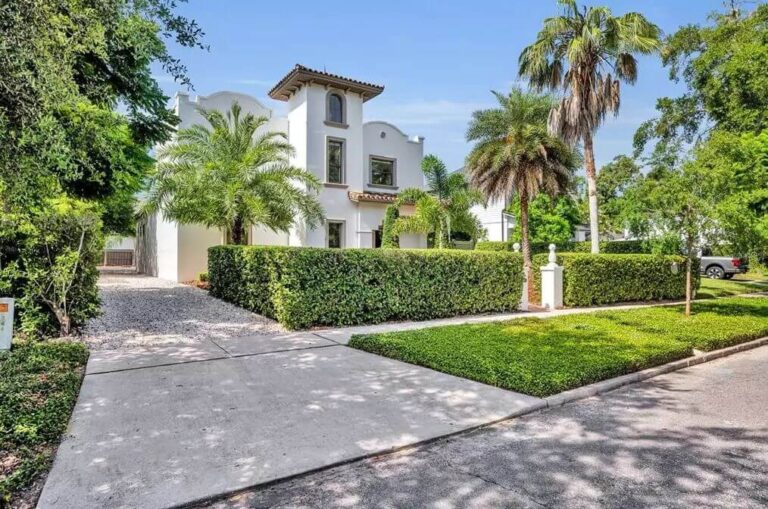 Here’s What $1 Million Will Get You For a House in Florida (July 2025 – 10 Properties)