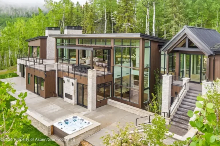 Explore this Spectacular 5,841 Sq. Ft. Ski-In/Ski-Out Contemporary Retreat in Snowmass Village, Colorado, Designed for Seamless Indoor/Outdoor Living