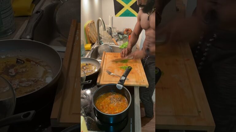 Here is my attempt at #haitian #friedchicken #jamaican style #food #essen #caribbean #culture #fypシ