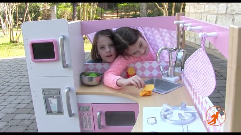 Kidkraft Grand Gourmet Corner Kids Toy Kitchen – Unboxing,Review and Pretend Cooking