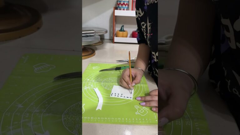 Cloud Kitchen Order: Customer Ne Mangaya Calender Theme Cake | Dekho Maine Kya Banaya |