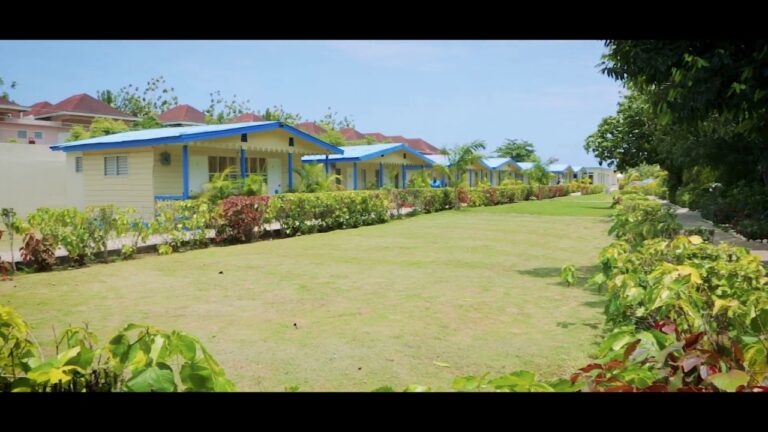 Travellers Beach Resort