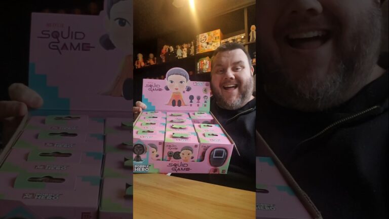 Unboxing Squid Game Bobble Hero YuMe Toys Blind Box