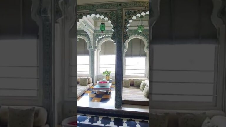 Experience the living #heritage of #Mewar at #ShivNiwasPalace #Udaipur! #HRHHotels #travel #tourism