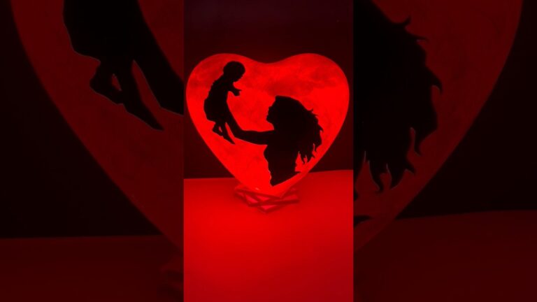DIY Mother’s Day Gift Lamp Idea 💡❤️ #shorts #mom #mothersday #gift #craft #youtubeartist #art