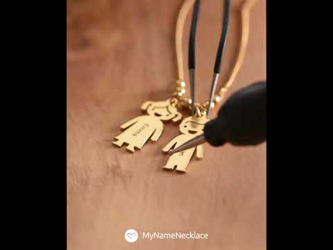 Mom Necklace – Meaningful Gift for Mom | My Name Necklace