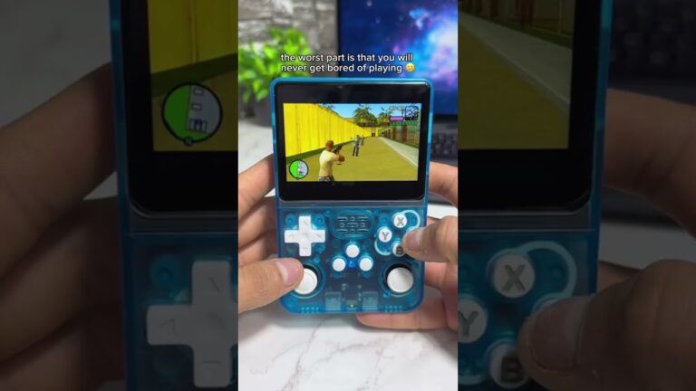 Play 15,000 retro games anywhere #r36s #retrogaming #shorts #retrogamer #toys #gadgets #nintendo