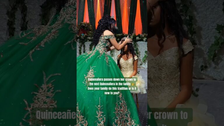 Quinceañera Tradition👑 #shorts #youtubeshorts #quinceañera #quince #15años #mexican #quinceañeras