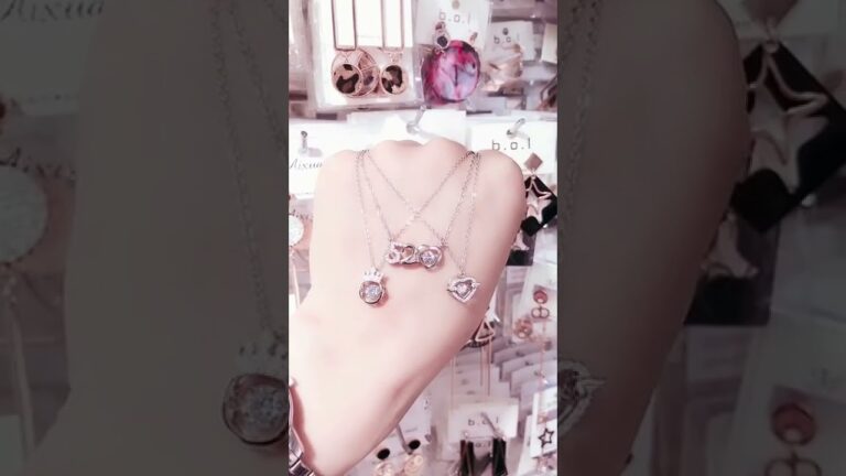 Women's Fashion Gold Plated Simple 520 Crown Shape Pendant Necklace Jewelry Sets