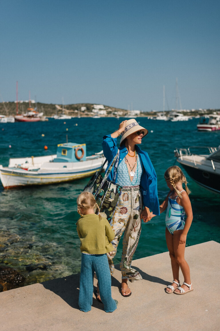 Aegean Chromatics – Julia Berolzheimer