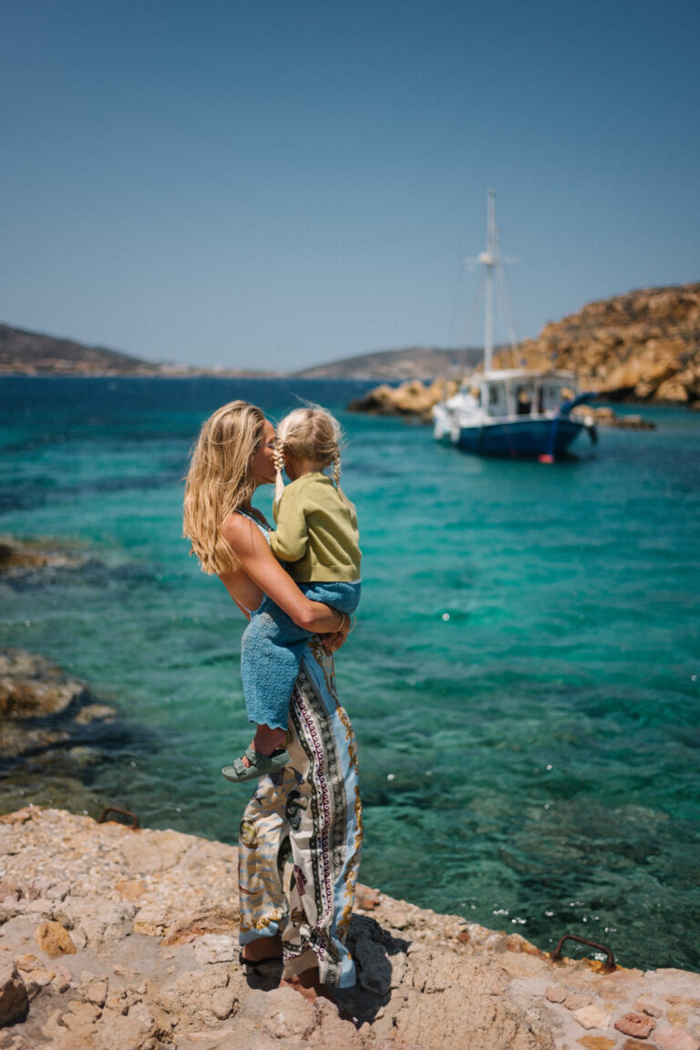 Aegean Chromatics – Julia Berolzheimer