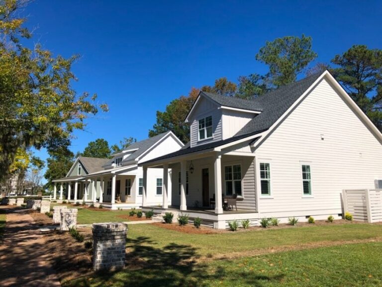 10 Secluded Enclaves Sequestered in South Carolina’s Lowcountry
