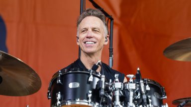 Why Is Matt Cameron Leaving Pearl Jam? The Real Reason Behind His Exit – Hollywood Life