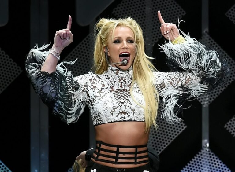Britney Spears ‘Didn’t Take Her Meds Today,’ Says Customs Officer Following Incident Aboard Plane