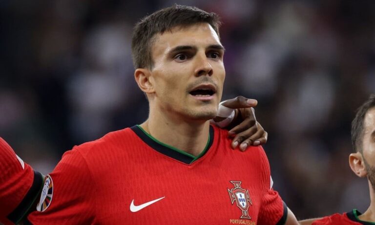 Tottenham ‘considering’ signing Bayern Munich’s Palhinha