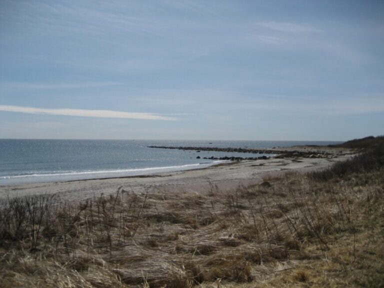 10 Secluded Neighborhoods Nestled in the Nooks and Crannies of Rhode Island’s Narragansett Bay