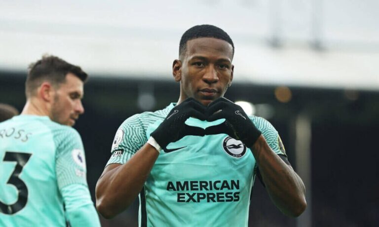 Man Utd keen on signing Brighton’s Pervis Estupinan