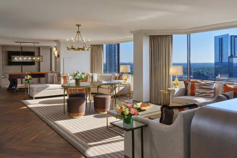 Comparison of luxury hotel programs from credit card issuers