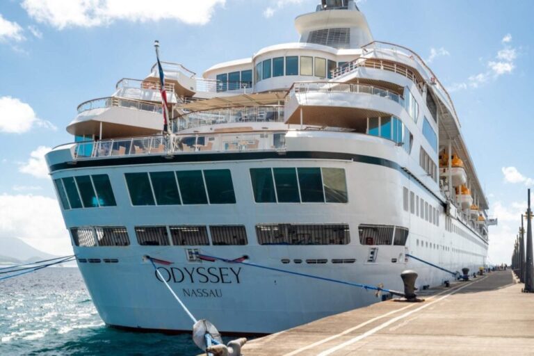 Living on a Cruise for 15 Years: “I Don’t Miss Cooking or Doing Laundry”