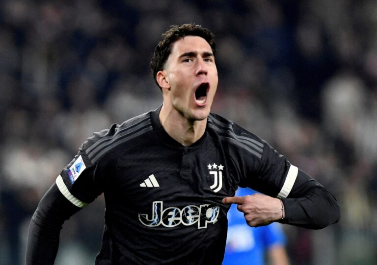 Tottenham Hotspur in talks to sign Juventus forward Dusan Vlahovic this summer