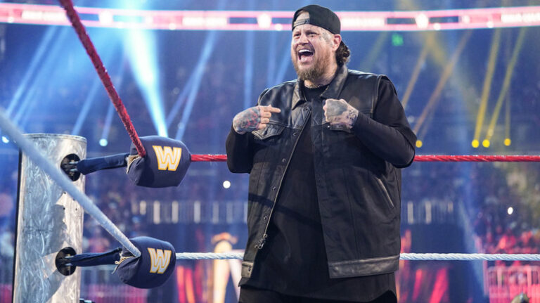 Jelly Roll Details Training Session In Front Of WWE Hall Of Fame Couple, Absent Star