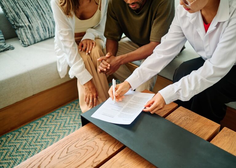 How to Choose the Right Real Estate Agent For You