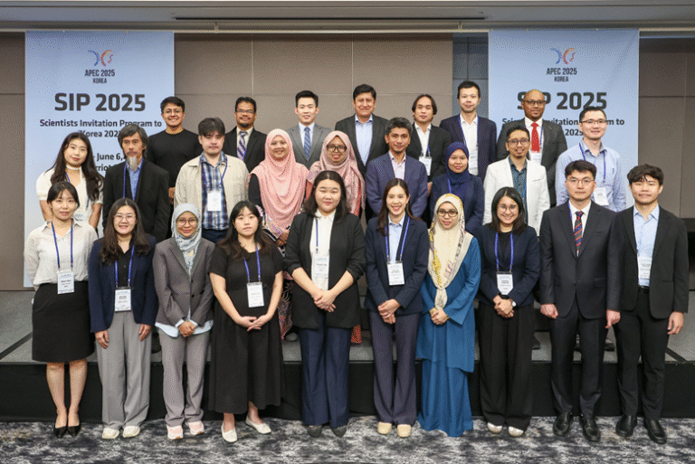 APEC Opens Scientist Exchange Program in Korea
