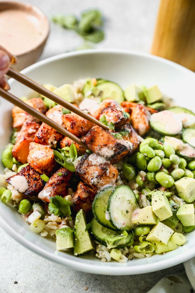 Bang Bang Salmon – WellPlated.com