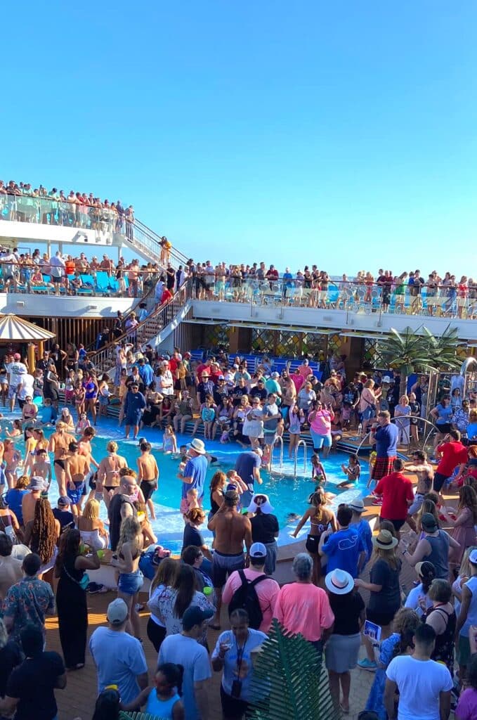 7 Cruise Internet Tips and Mistakes to Avoid