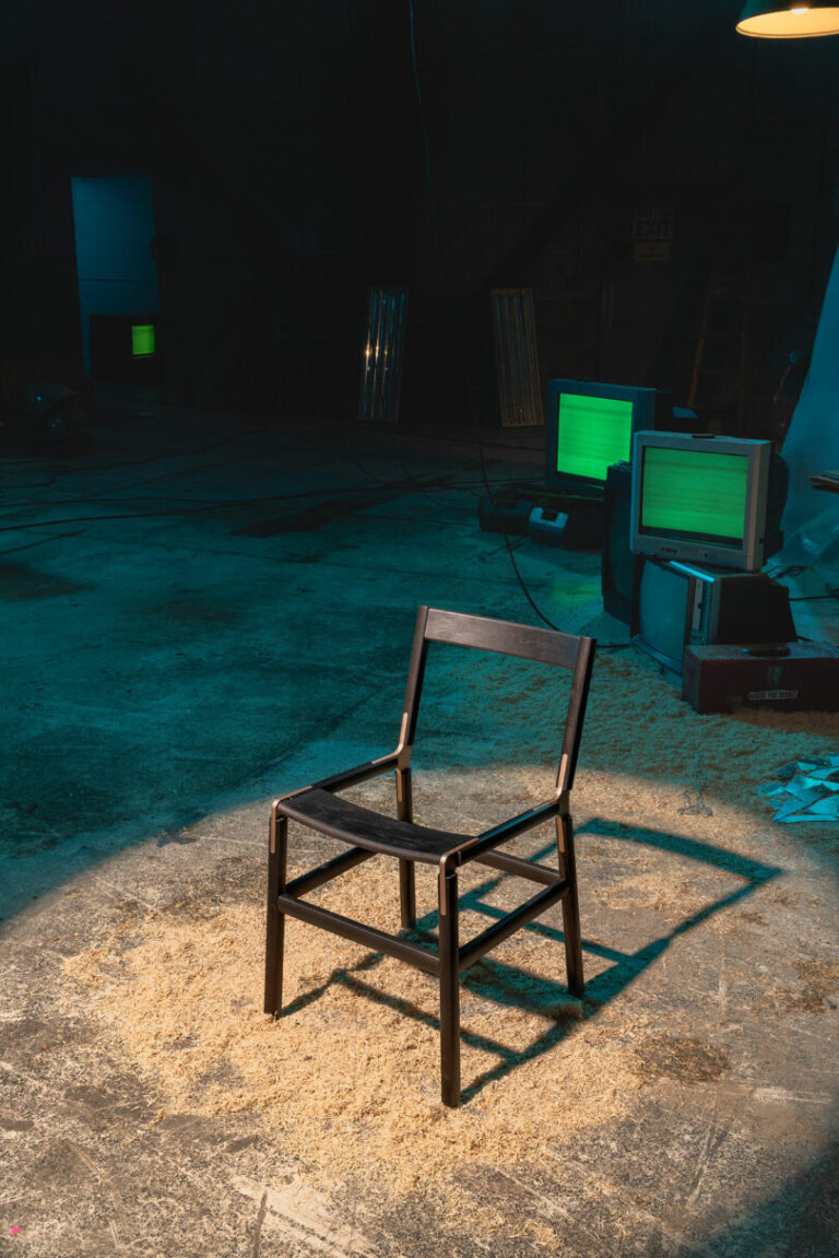 Fyrn’s Creepy Corporeal Concept Chair