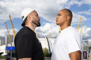 Joseph-Parker-vs-Fabio-Wardley-O2-faceoff-2-300x200.jpg