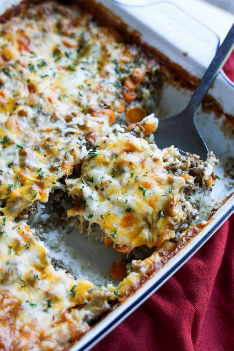 Cheesy Ground Beef Casserole – Cookies and Cups