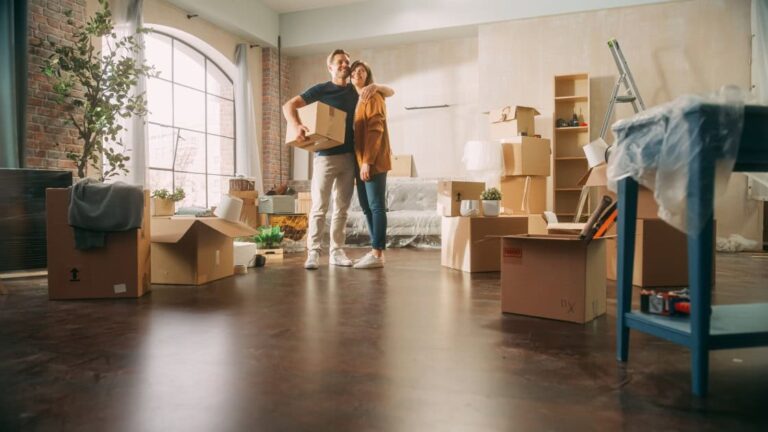 14 Tips for First-Time Homebuyers, Straight from Reddit Homeowners