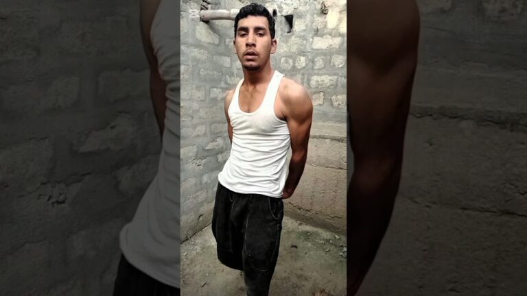 mehnat Karti raho #Desi hard workout #home 🏡💪 #fitness #motivational #youtubeshortviralvideo