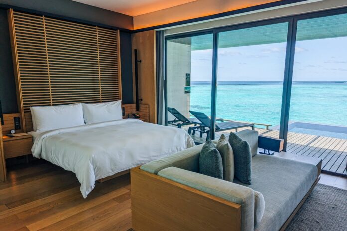 20241104_Alila-Kothaifaru-Maldives_alila-maldives-villa-overwater-bed-3_KGenter_82.jpg