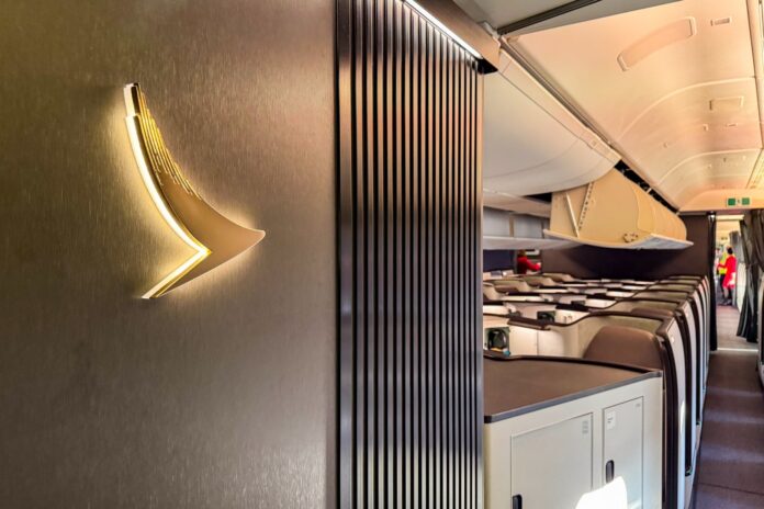 20250317_Cathay-Pacific-Aria-Suite_Erosen-cabin-logo-1.jpg