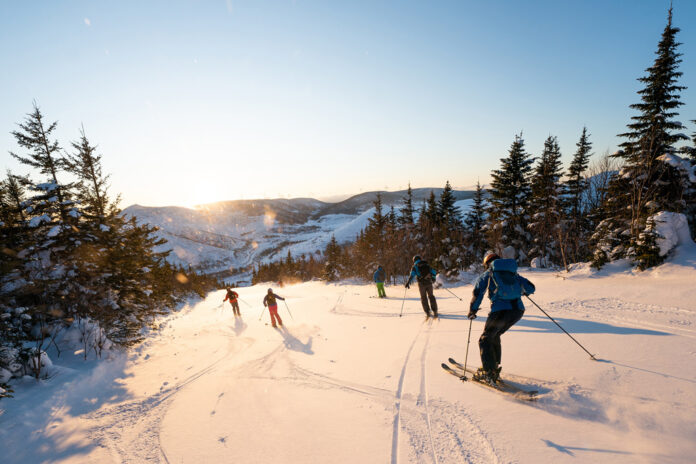 5-people-downhill-skiing.jpg