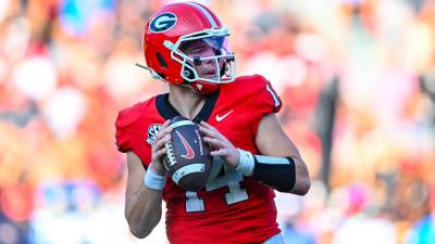 GettyImages-2242088796Why-Georgia-QB-Gunner-Stockton-Has-Extra-Motivation-to-Beat-Florida.jpg