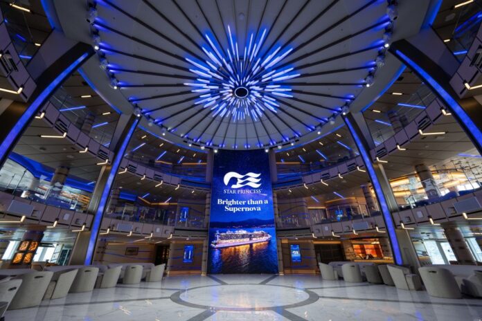 Star-Princess_The-Piazza-3-1080x720.jpg
