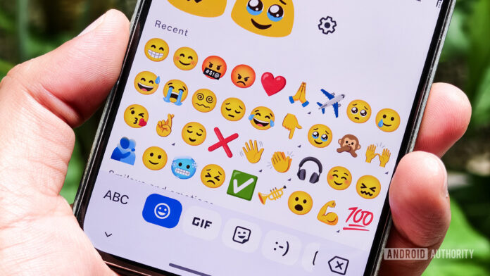 google-gboard-emoji-picker-new-july.jpg