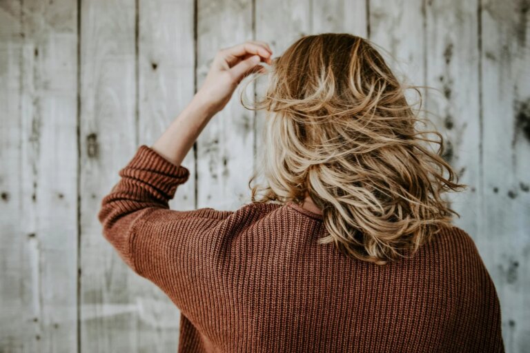 Can You Regrow Hair After Menopause Naturally? How Calecim May Help — Posh Lifestyle & Beauty Blog